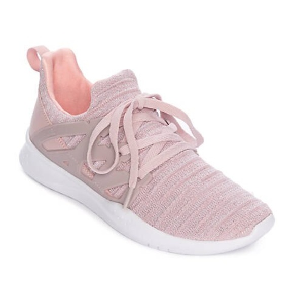 fabletics tennis shoes